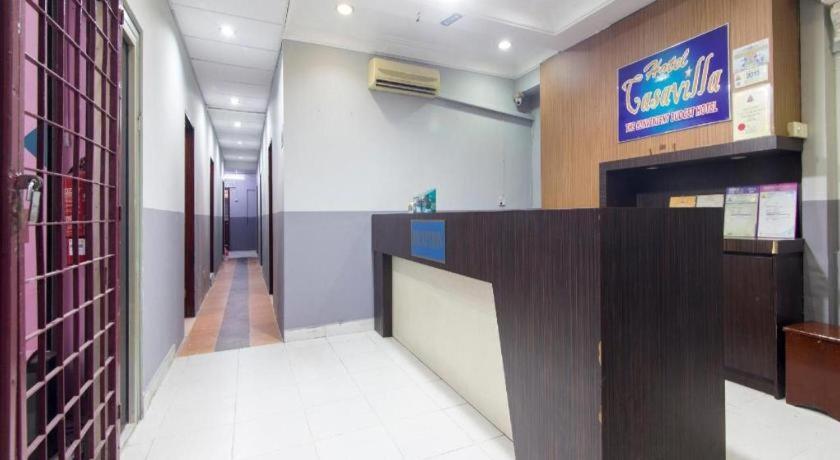 Oyo 44100 Hotel Casavilla Petaling Jaya Exterior photo