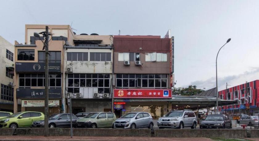 Oyo 44100 Hotel Casavilla Petaling Jaya Exterior photo